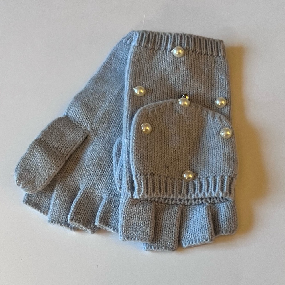 KATE SPADE PEARL EMBELLISHED POP TOP WOOL/ACRYLIC FINGERLESS GLOVES BLUE FOG NWO